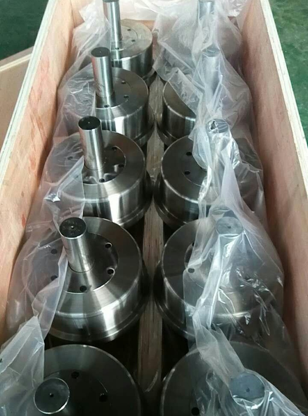 146 Pcs crane wheel exported to US