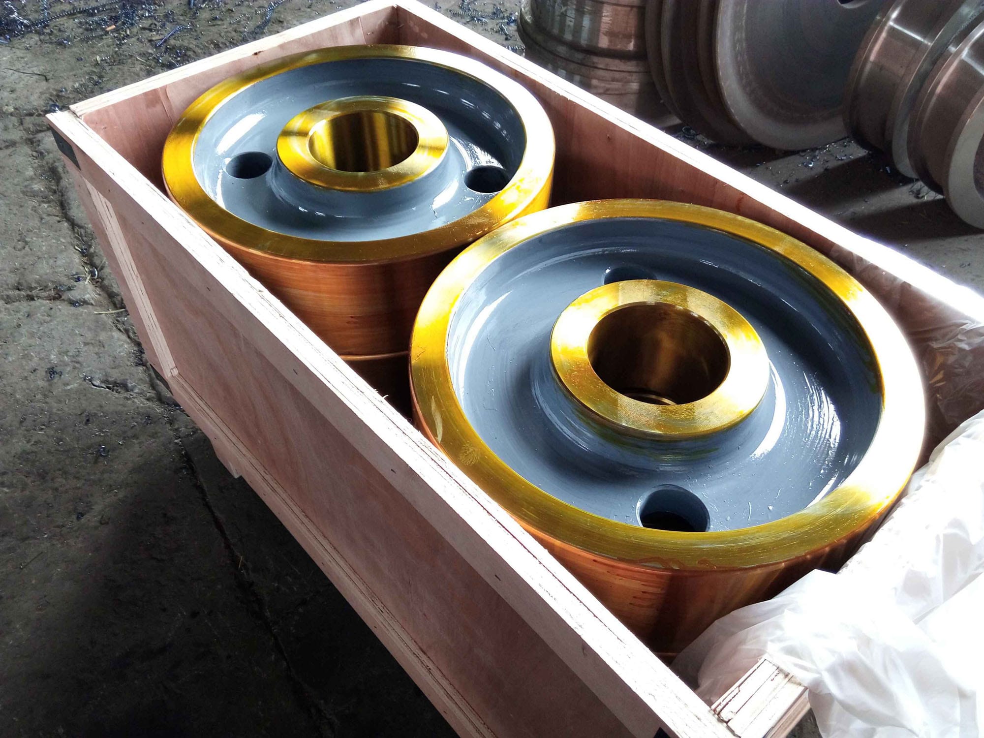 12 pcs ng Dia. 500mm crane wheel package at paghahatid